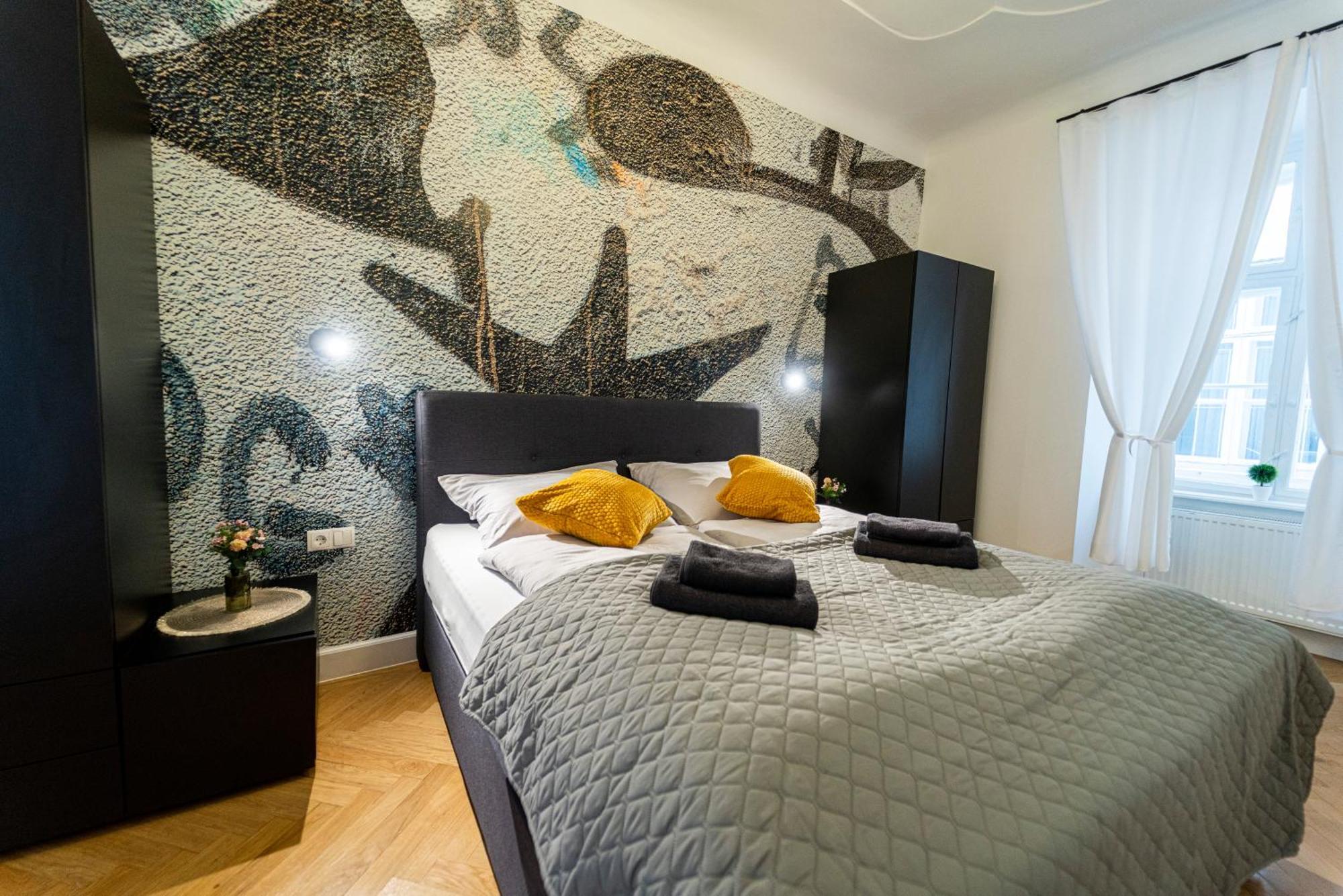 Central Stephansdom Apartment I Netflix I Self Check In ウィーン エクステリア 写真